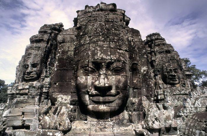 Private Angkor Wat Sunrise Tour – Relaxed One-Day - Image 3